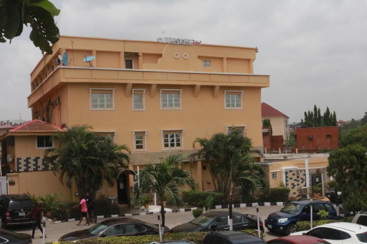 Presken Hotel 3*